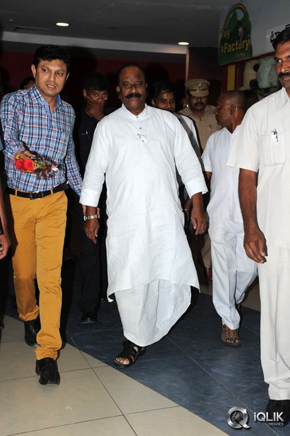 Baahubali-Movie-Special-Show-Photos